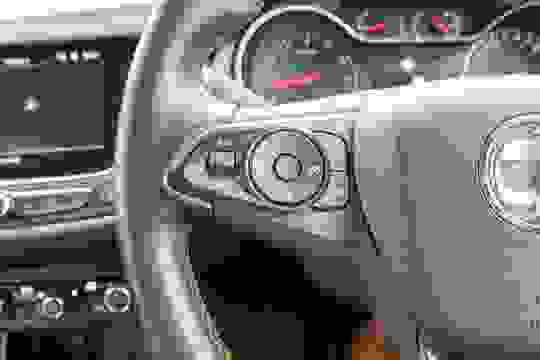 Vauxhall CROSSLAND X Photo d4eb3011-d713-4dcb-a065-74c8f5df35c1.jpg