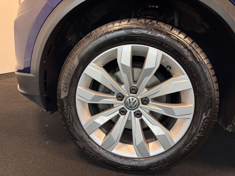 Volkswagen T-Roc Photo d4eb48a9-5da7-4681-ac2f-52e5648d772f.jpg