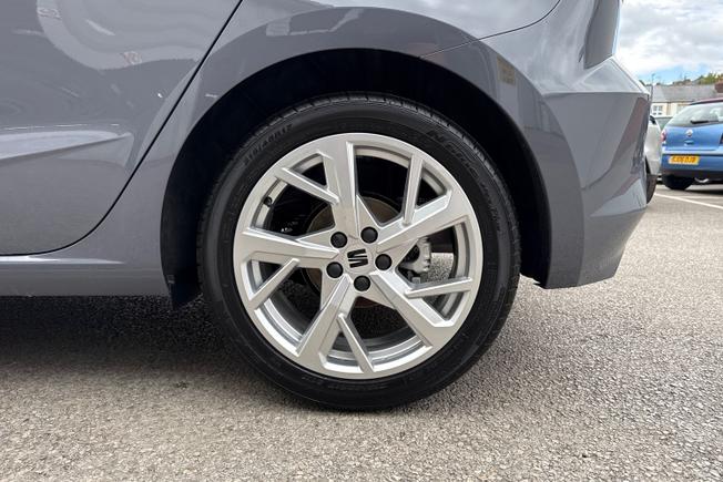 SEAT Ibiza Photo 24