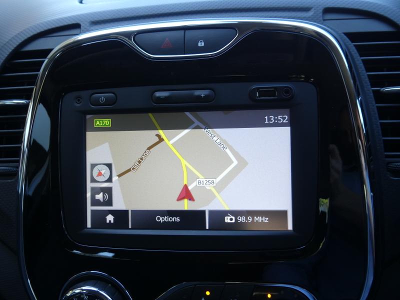 Renault Captur Photo d4f1ae09-730a-4bed-bfc0-25fa975b980e.jpg