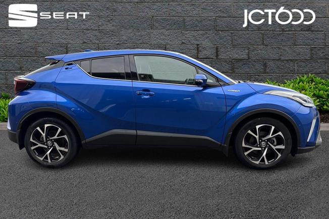 TOYOTA C-Hr Photo 4