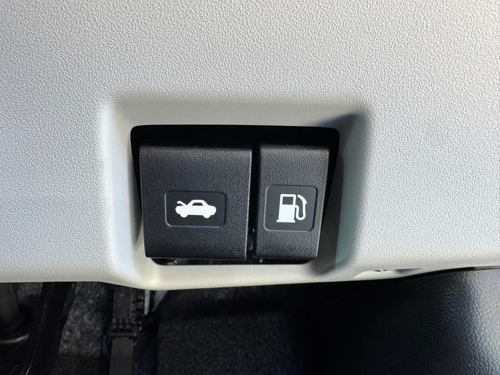 Suzuki Swift Photo d506412a-d210-4384-a0c9-5fa1867aea98.JPEG