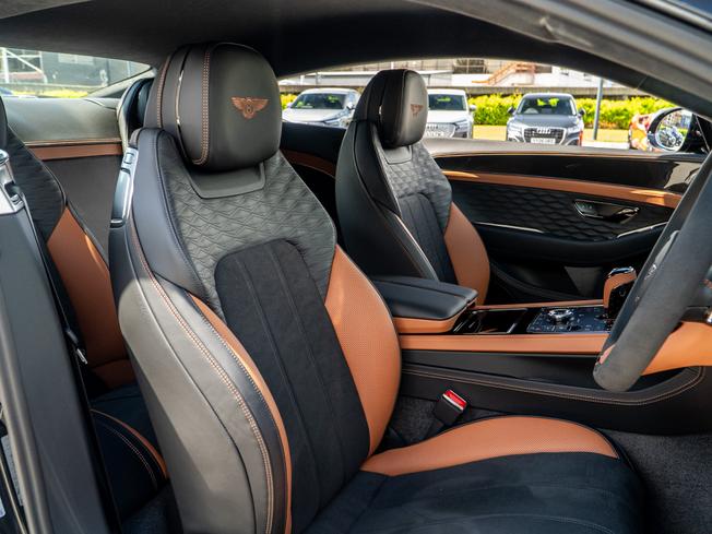 BENTLEY Continental GT Photo 20