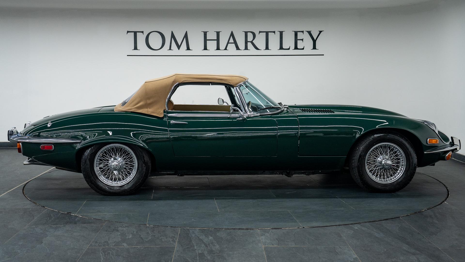 Jaguar E-Type Photo d5193067-489c-4bea-a5d7-5fa674b2f95d.jpg