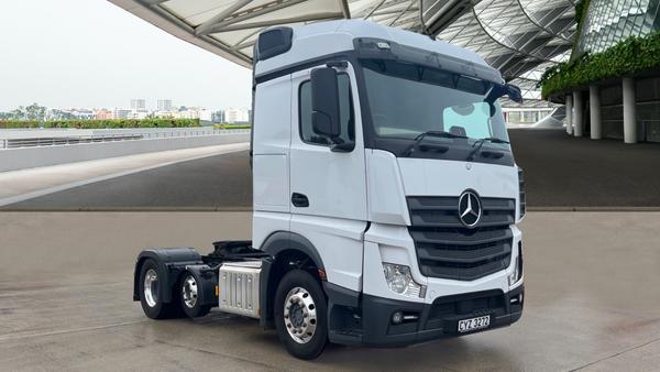 Used 2018 Mercedes-Benz ACTROS 2443LS Streamspace at MBNI Truck & Van