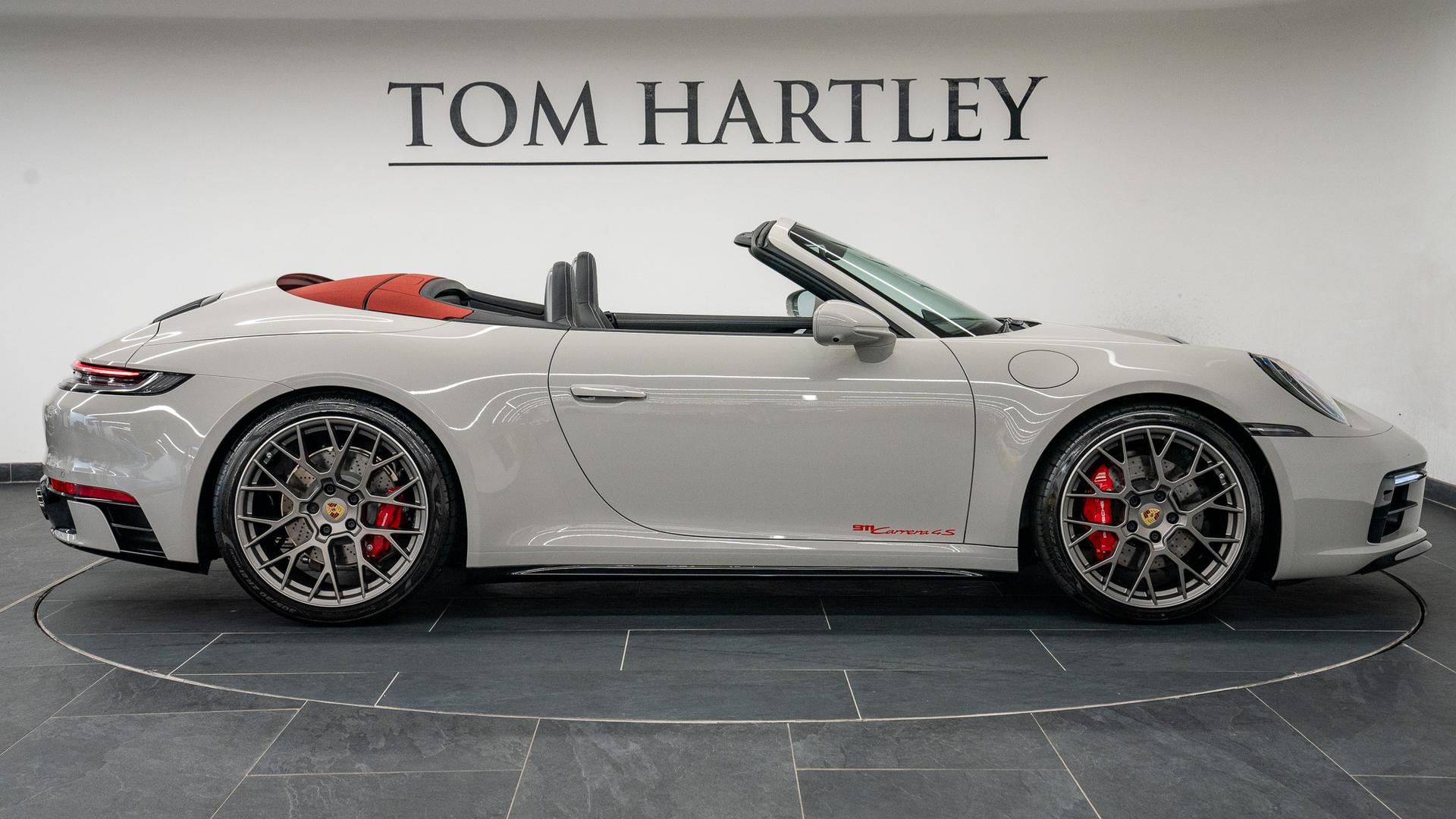 Porsche 911 Photo d53321a9-80b3-43f4-a41a-b82e42f3f319.jpg