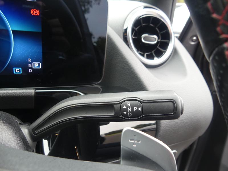 Mercedes-Benz B Class Photo d554c2f2-f910-4881-ad57-1bee686814bf.jpg