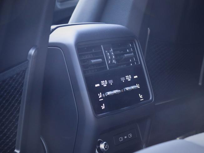 PORSCHE Cayenne Photo 28