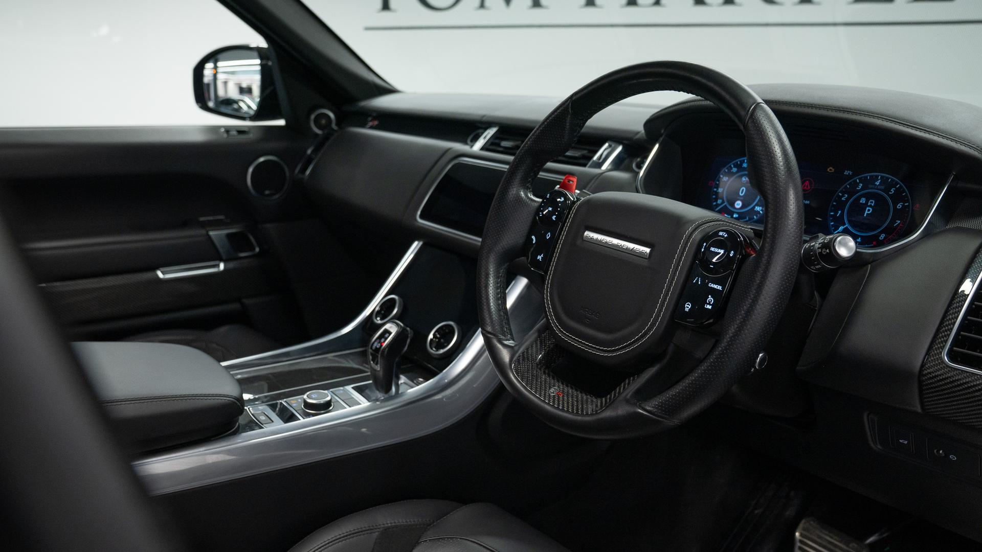 Land Rover Range Rover Sport Photo d56cde49-5aea-4c5a-8925-cf5f40694b8d.jpg
