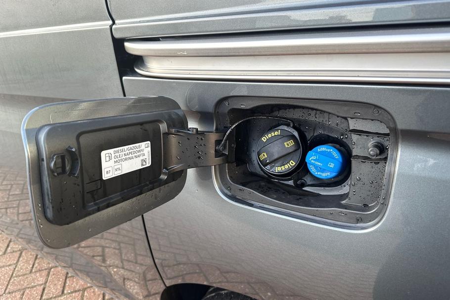 Used Ford TRANSIT CONNECT CONNECTLIM20 27