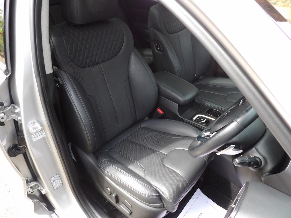 Used Hyundai Santa Fe DA70EAG 17