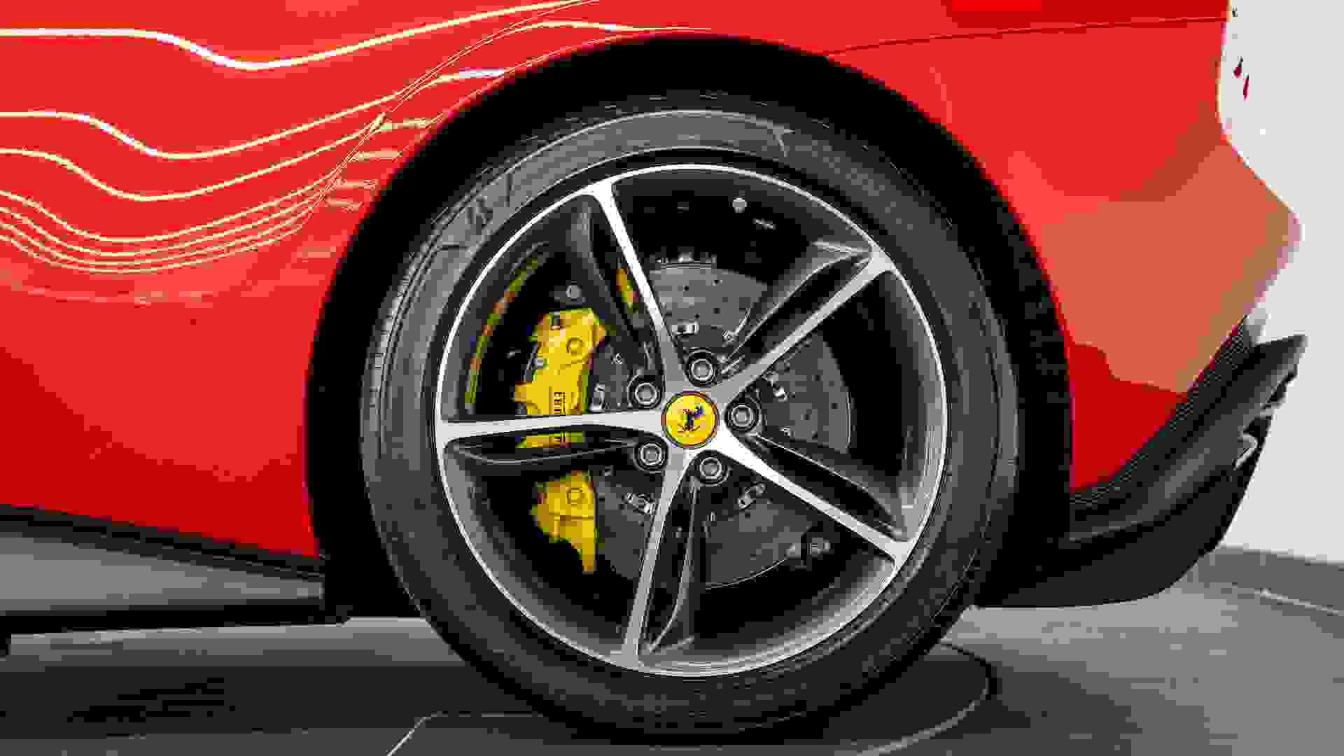 Ferrari 296 Photo d5741ea9-661e-4a1c-a42b-2136015cdb20.jpg