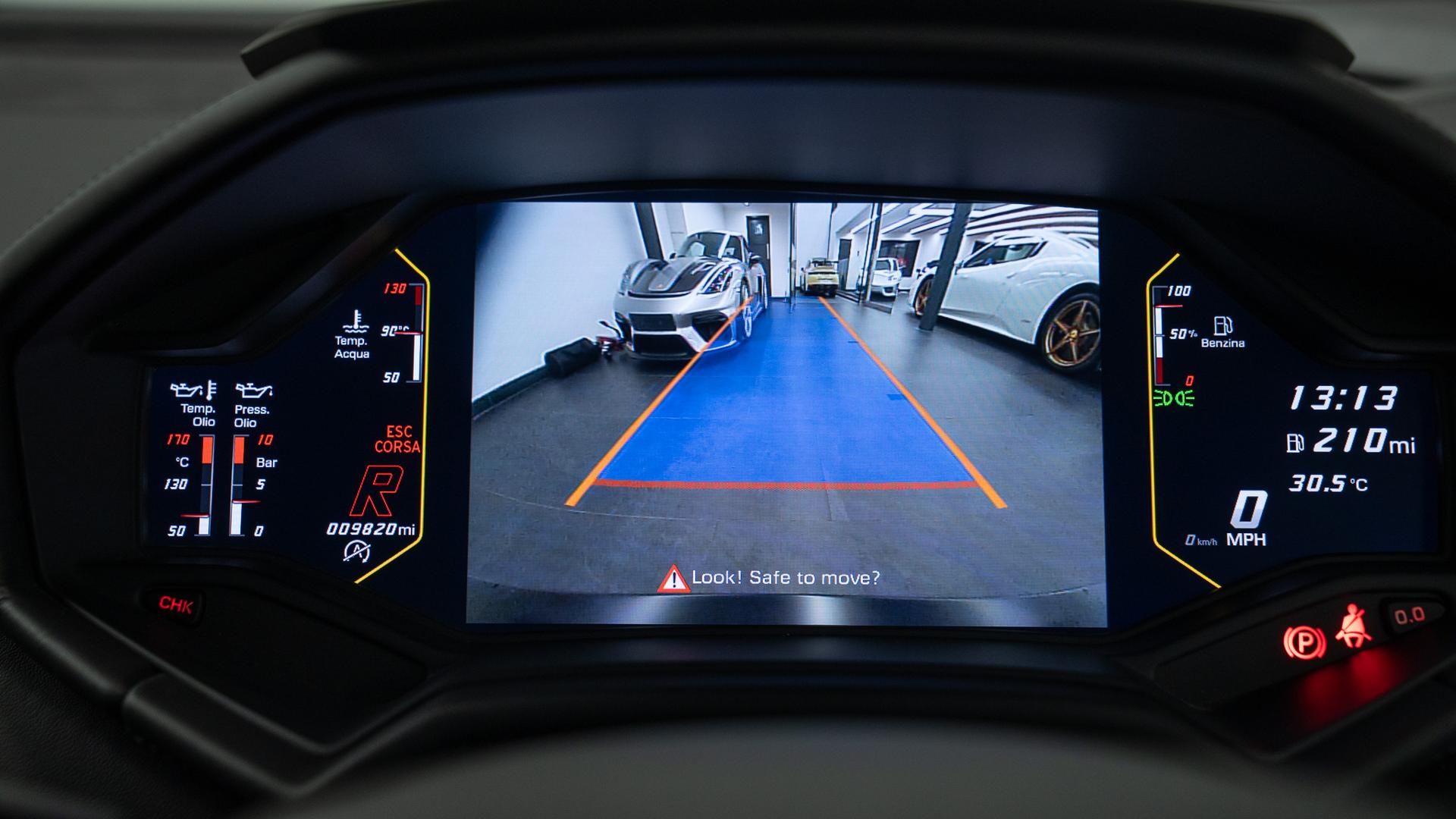 LAMBORGHINI Huracan Photo d58e1fae-c114-44bb-8655-93cbc1601a2e.jpg