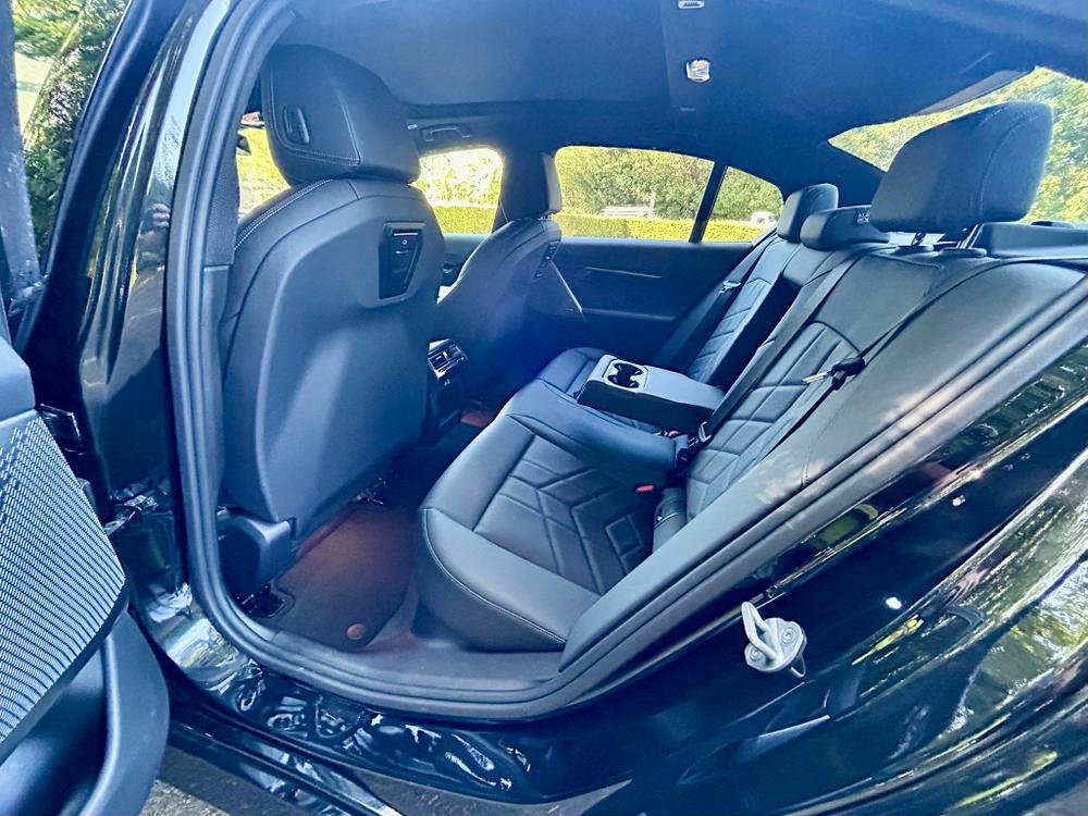 Used BMW 5 Series YF24AYD 33