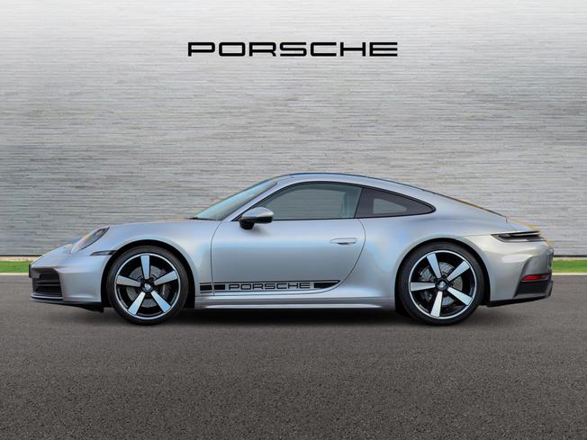 PORSCHE 911 Photo 5