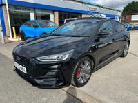Ford Focus Photo 2