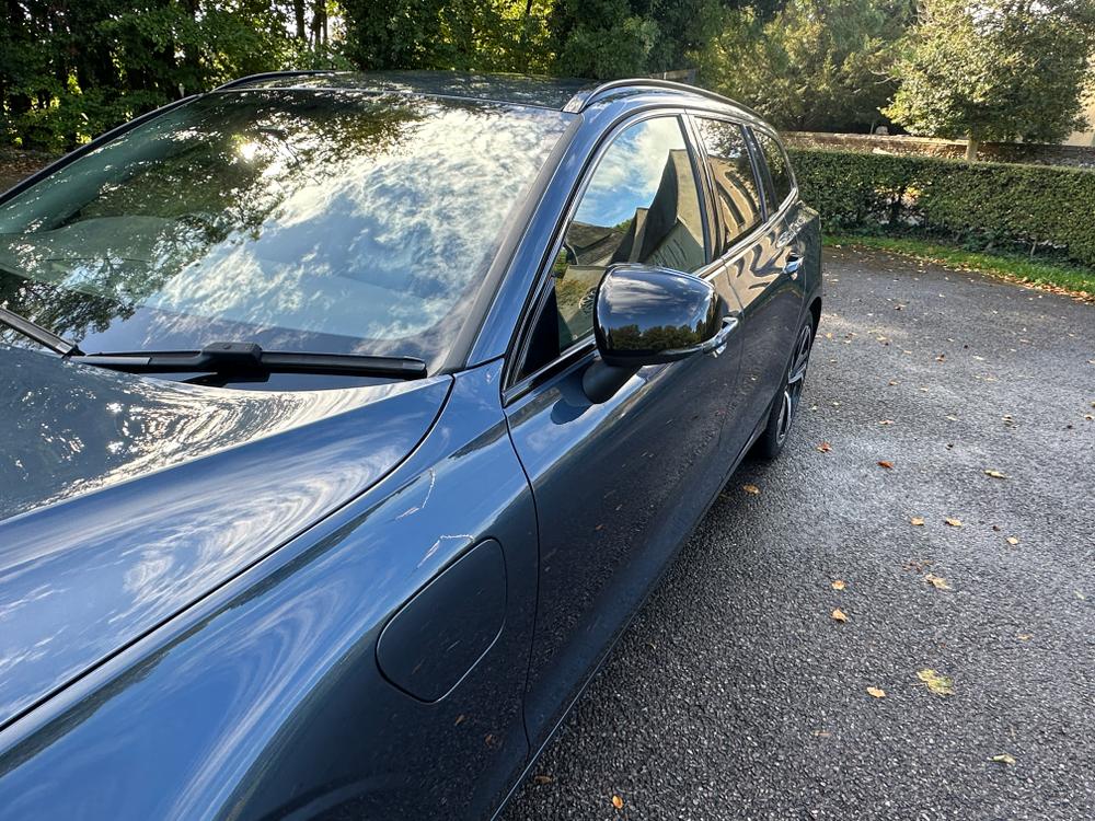 Used Volvo V60 CP72VMO 21
