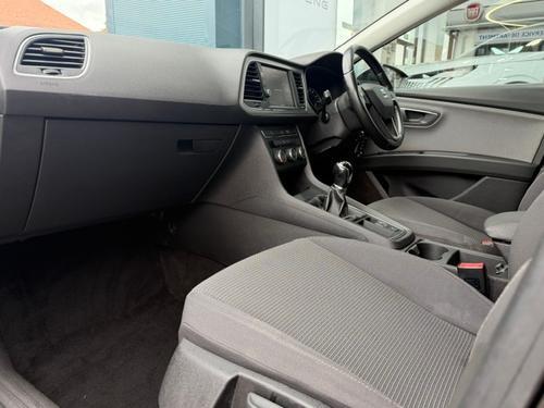 SEAT Leon Photo d5e8f319-4d78-4481-ac95-a7c18628859c.jpeg