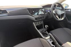 VOLKSWAGEN Polo Photo 2