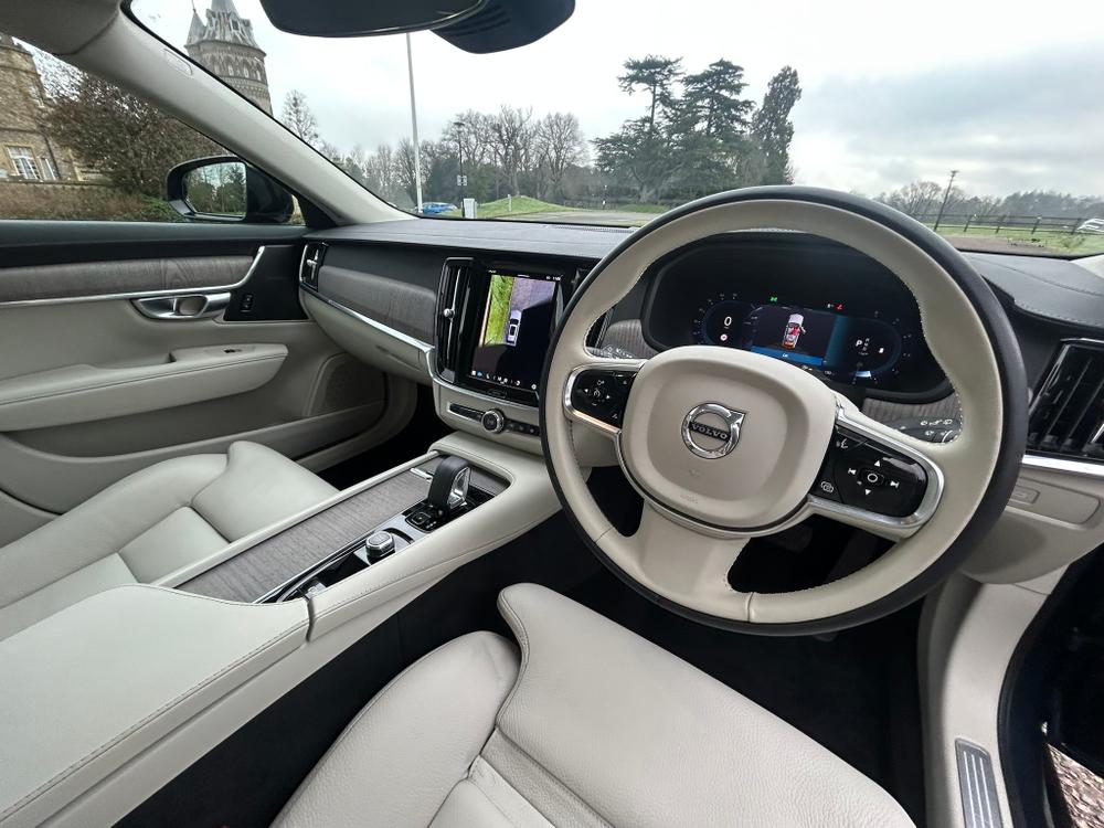 Used Volvo V90 BL23WNS 24