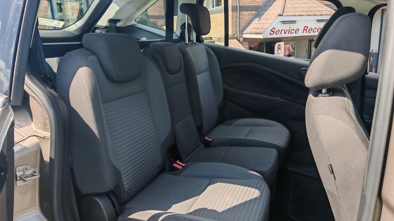 Used Ford Grand C-Max AF19KPE 13
