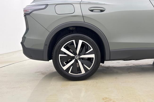 VOLKSWAGEN  Tiguan  Photo 5