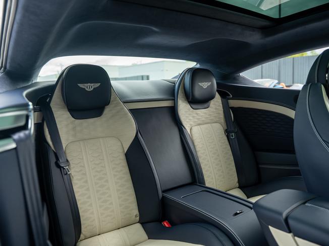 BENTLEY Continental GT  Photo 19