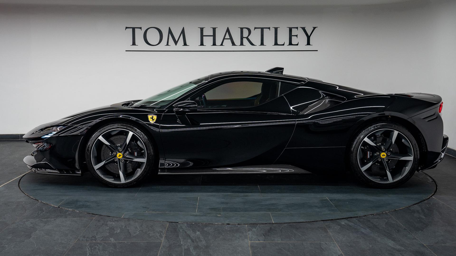 Ferrari SF90 Photo d62a35b5-9378-4263-9980-438b272a4561.jpg