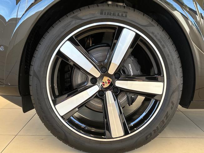 PORSCHE Cayenne Photo 11