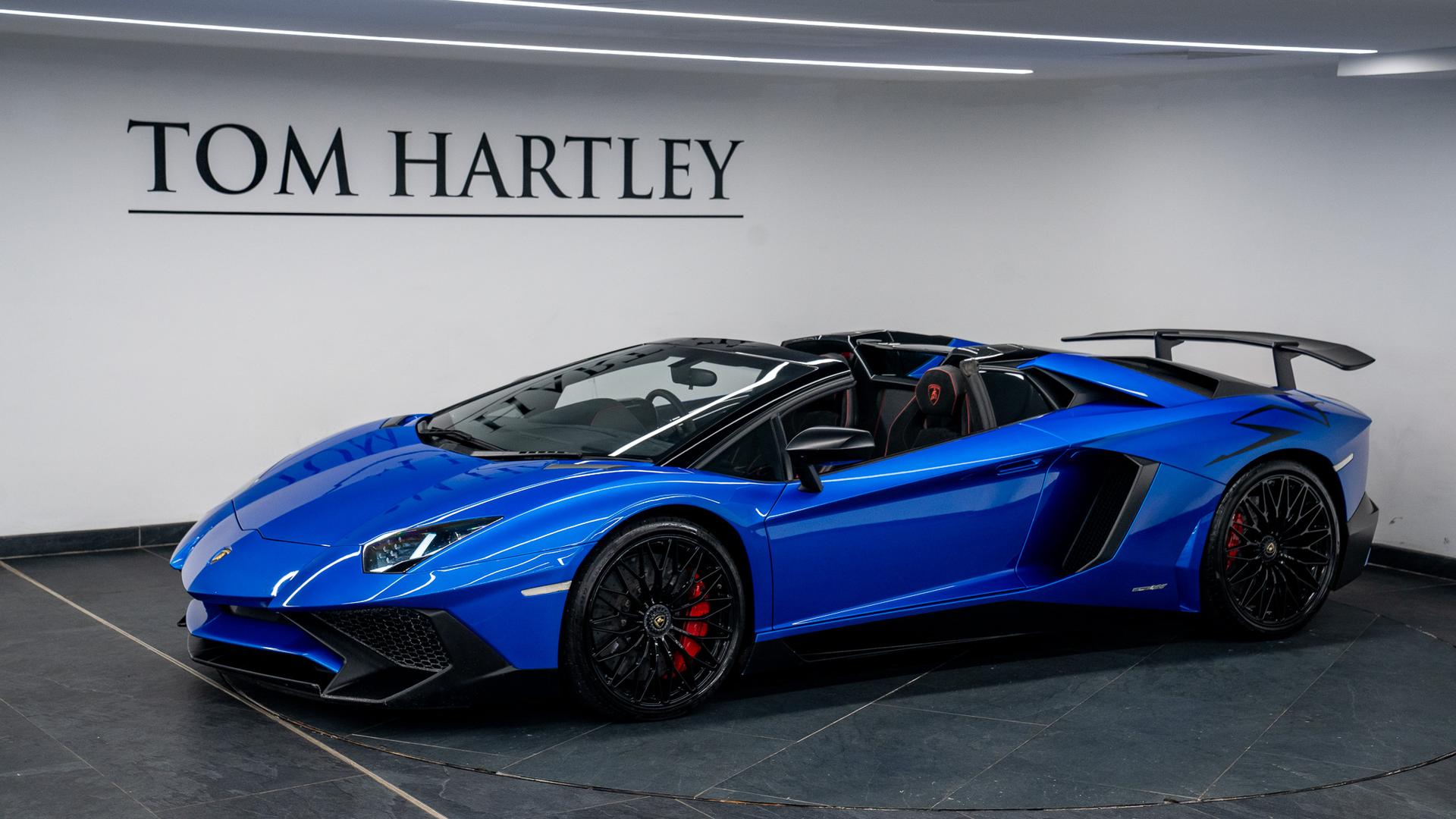 LAMBORGHINI Aventador Photo d634d9f8-da6e-4aa9-bbb4-631b0265d249.jpg