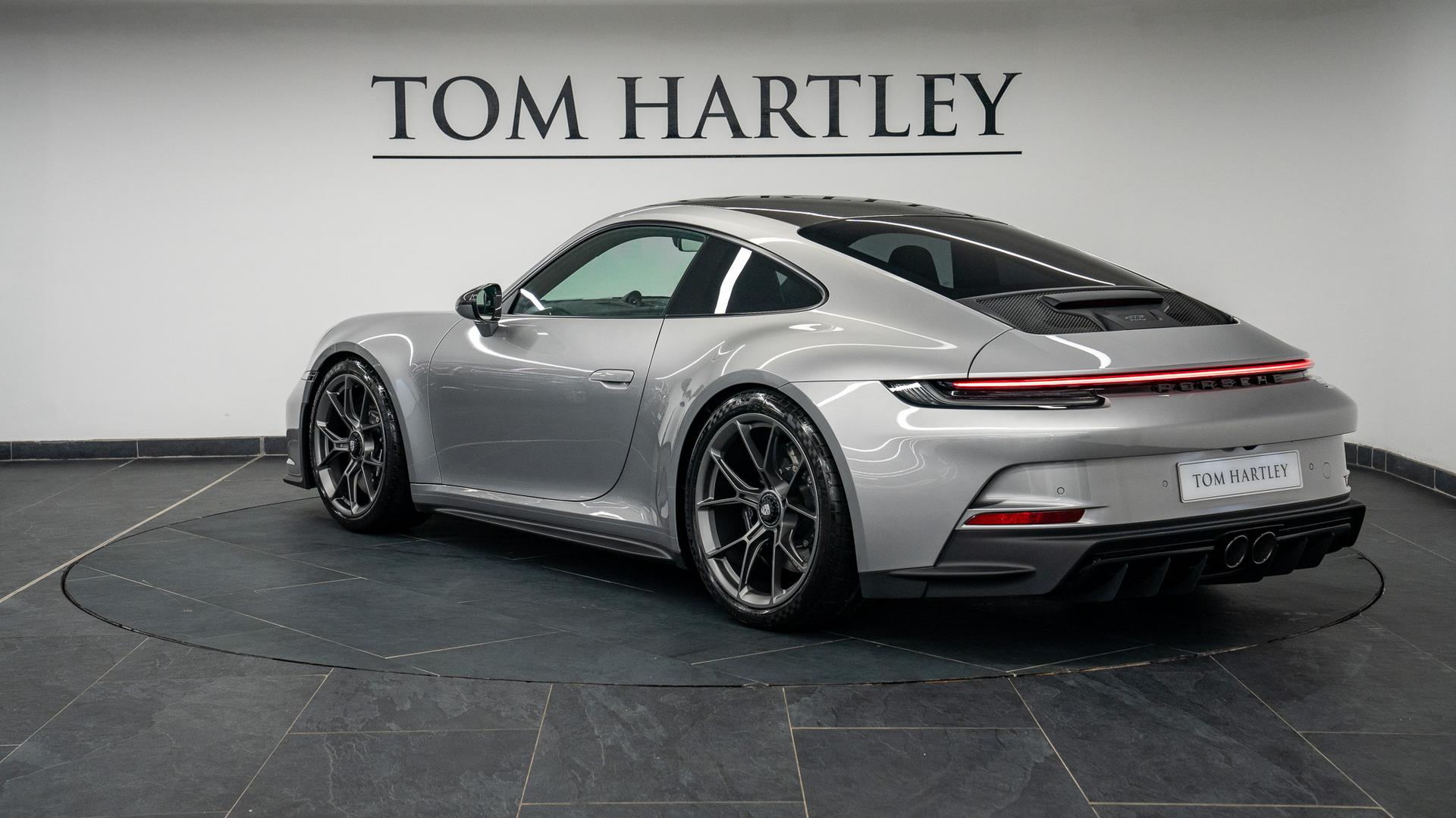 Porsche 911 Photo d63f0853-fd75-4e98-9cbc-b366db9edefe.jpg