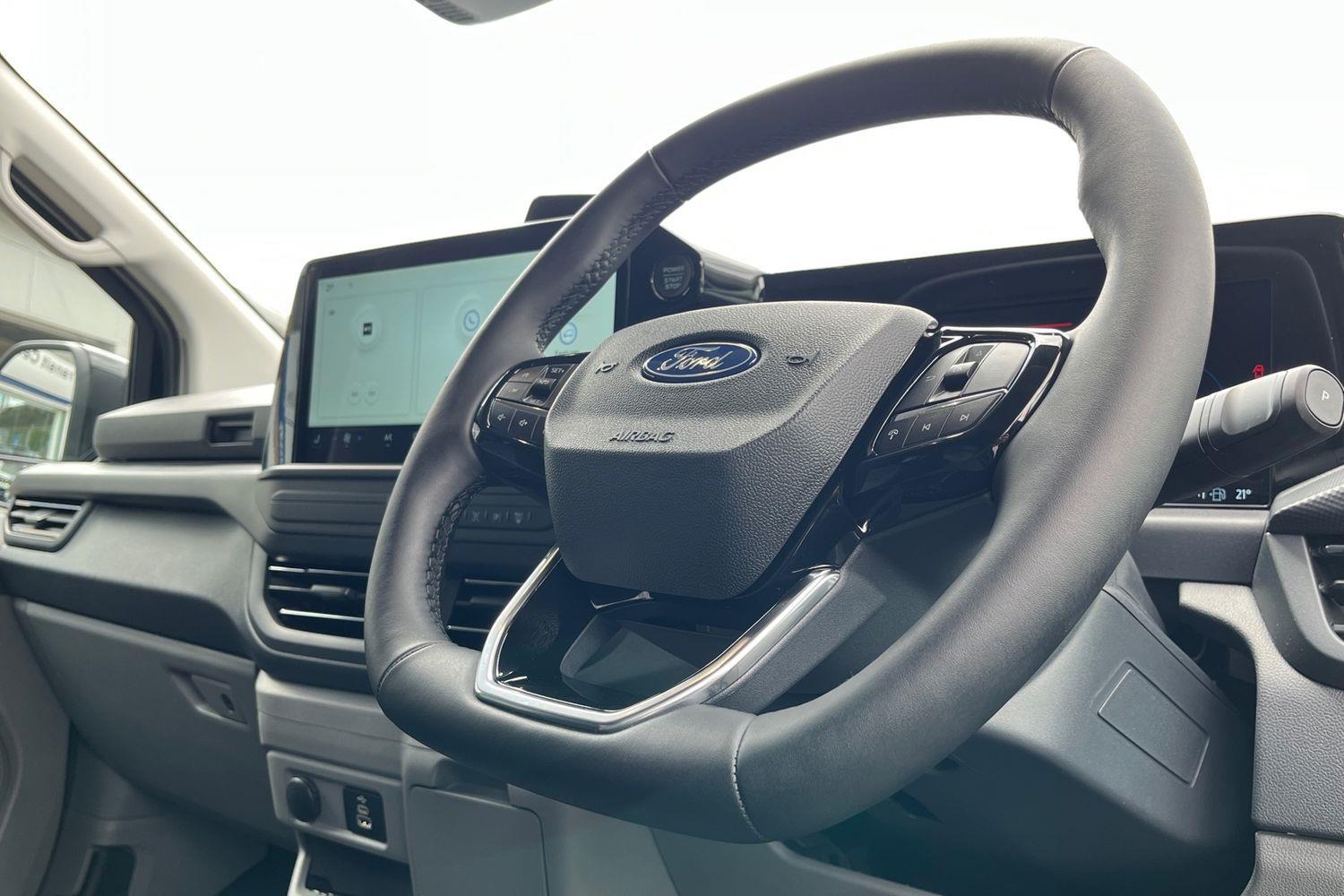 Ford TRANSIT CUSTOM Photo 7