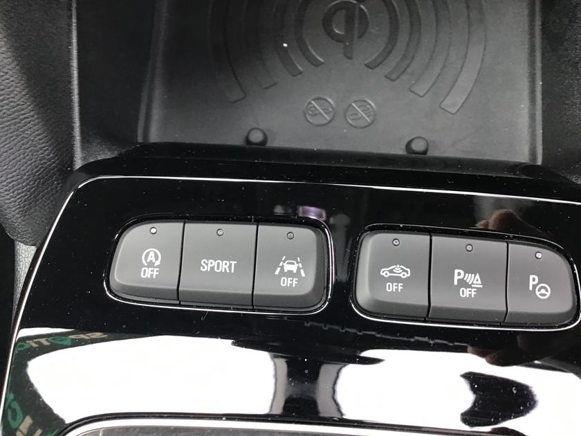 Vauxhall Mokka Photo d652fb04-dde6-43a3-b9e0-64d597926ed9.jpg