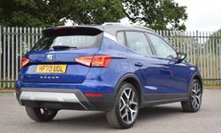 SEAT ARONA Photo 3