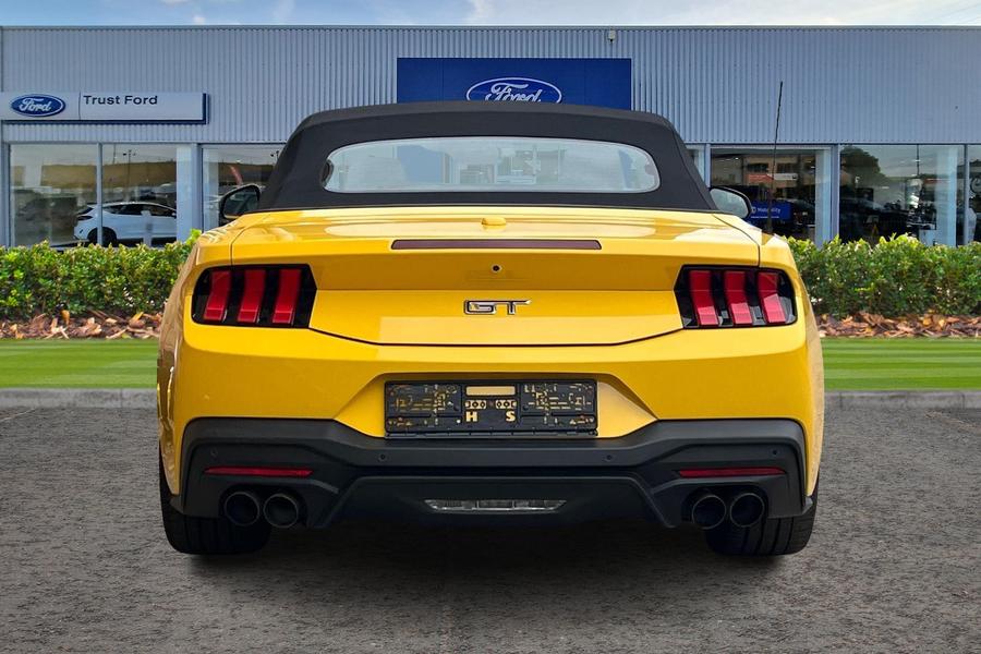 Ford MUSTANG Photo d665fcee-ef1d-49ba-a128-b2e586cf5bef.jpg