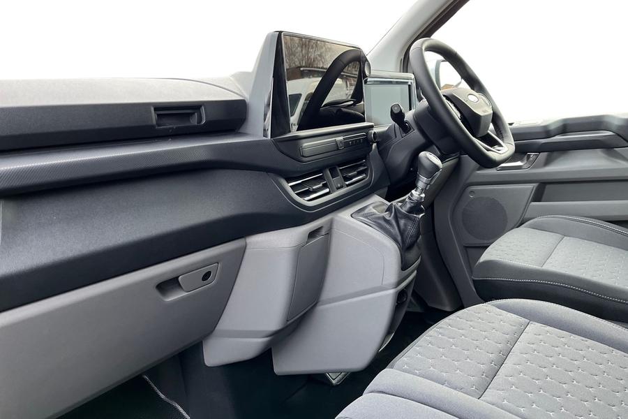 Ford TRANSIT CUSTOM Photo d666e531-fa0b-4d0c-9072-fb42076e2afe.jpg