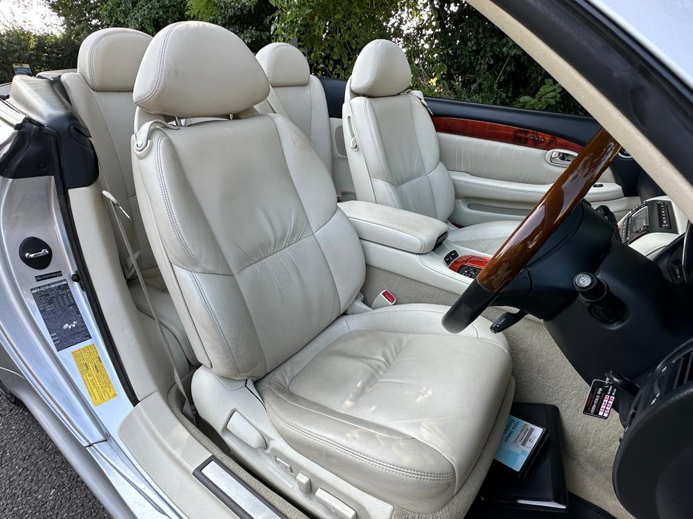 Used Lexus SC SR57HUV 22