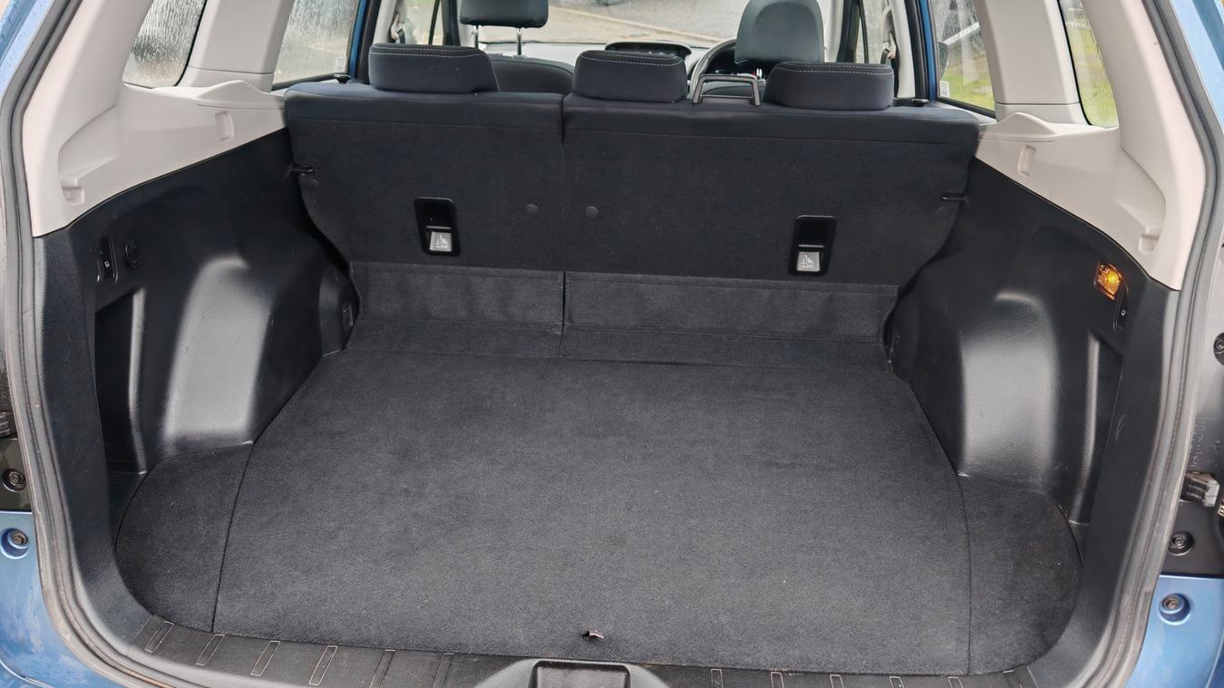 Used Subaru Forester SJ67YWM 7