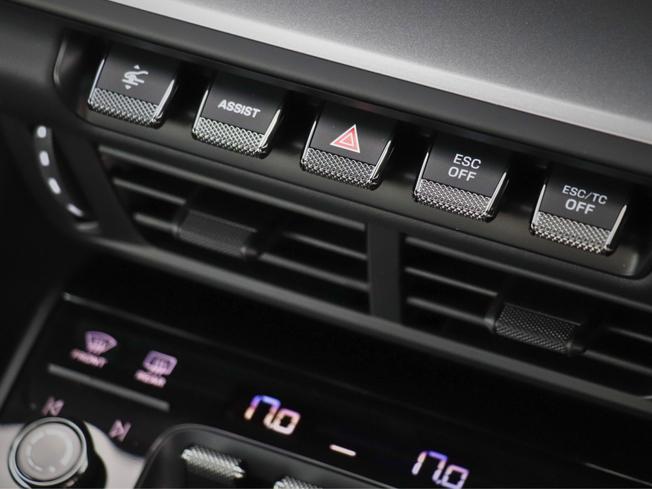 PORSCHE 911 Photo 40