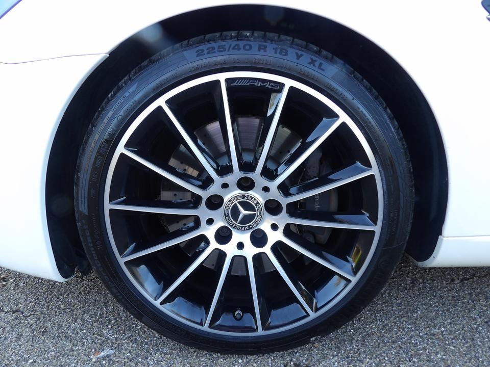 Used Mercedes-Benz SLC VO17MPE 11