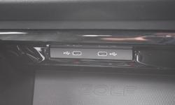 Volkswagen GOLF Photo 26