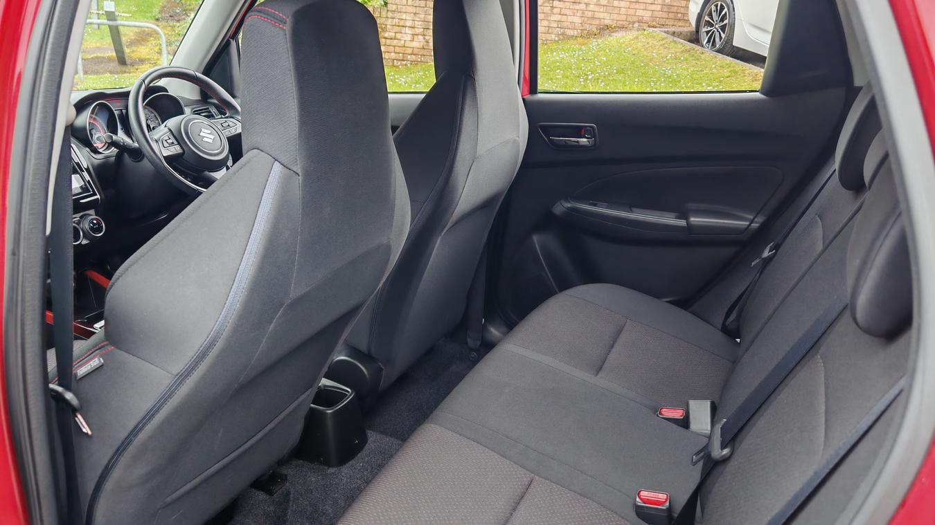 Used Suzuki Swift KX70OYJ 18