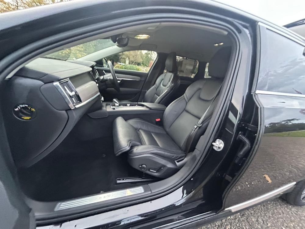 Used Volvo V90 VK22HVV 33