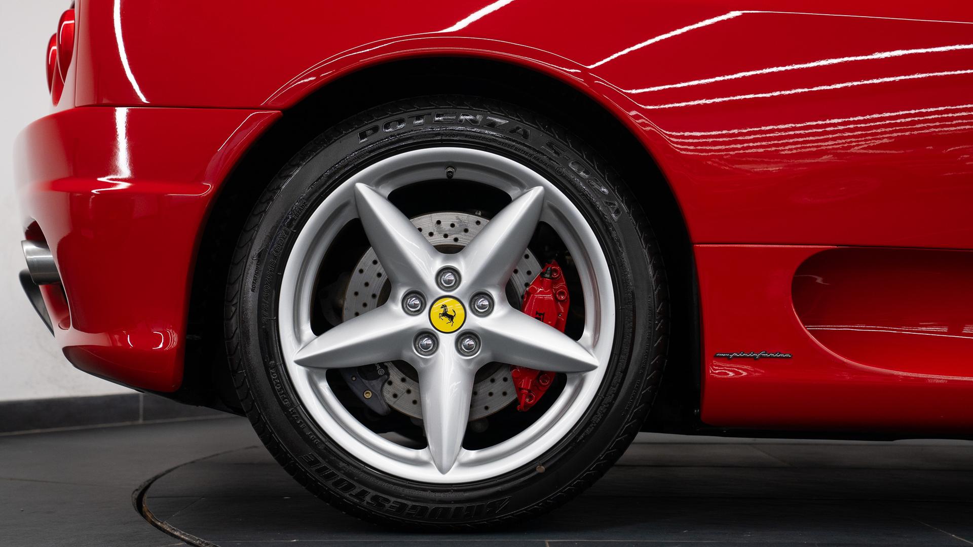 Ferrari 360 Photo d6a3a005-ca55-4d60-9ced-43012ad5f035.jpg
