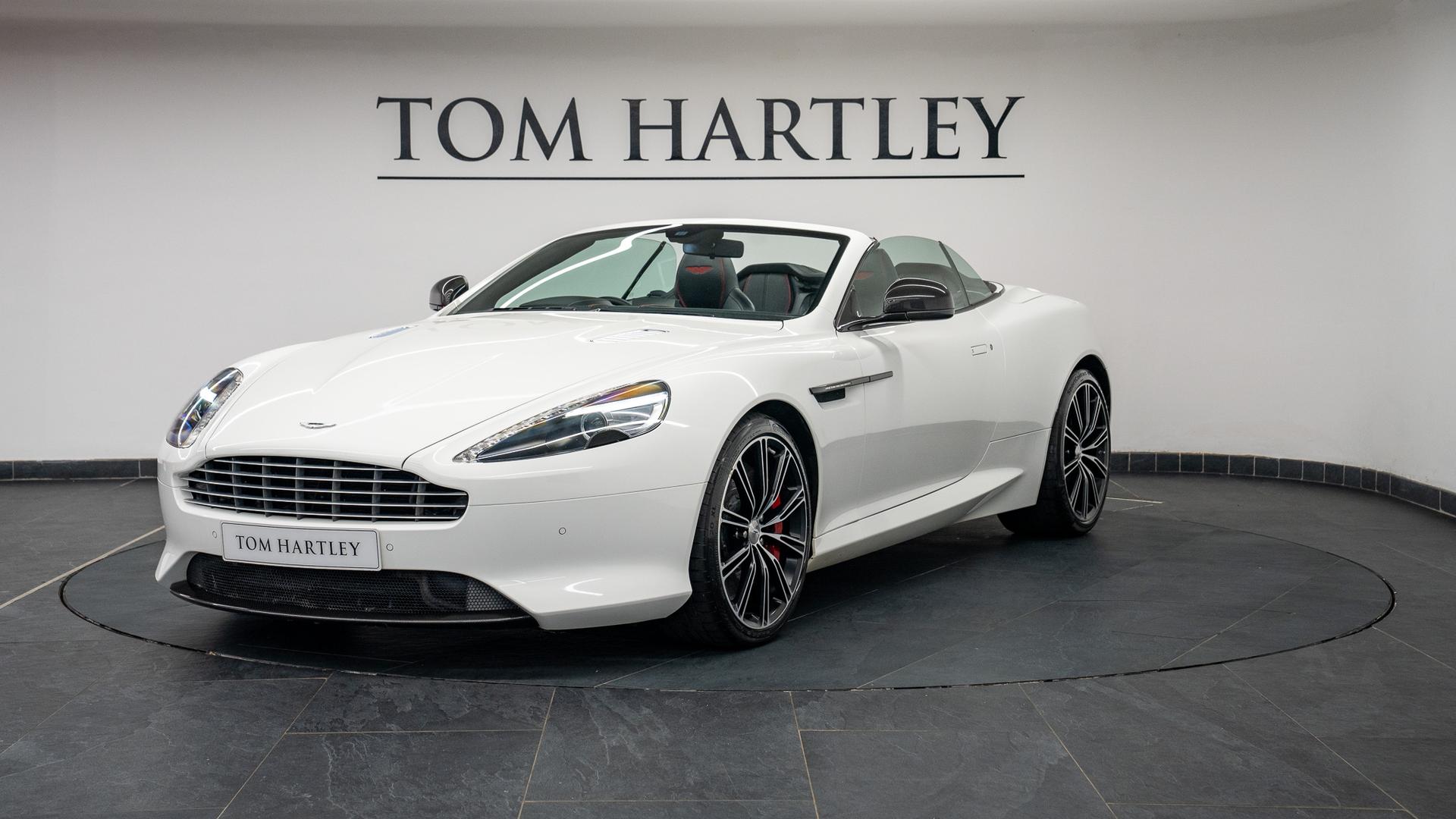 Aston Martin DB9 Photo d6a76270-b7c3-48a8-bc1f-507f460b765b.jpg
