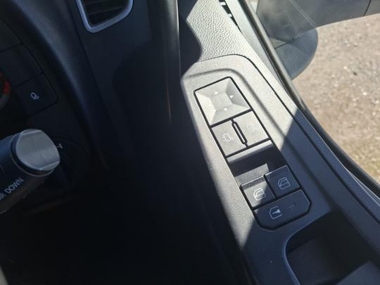 Iveco S-WAY 530hp Photo