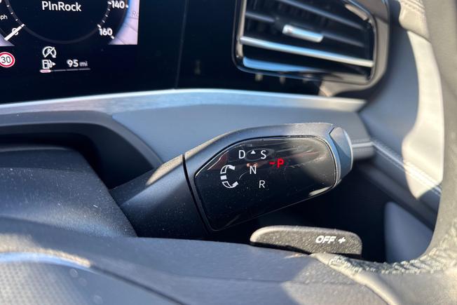 VOLKSWAGEN Passat Photo 43