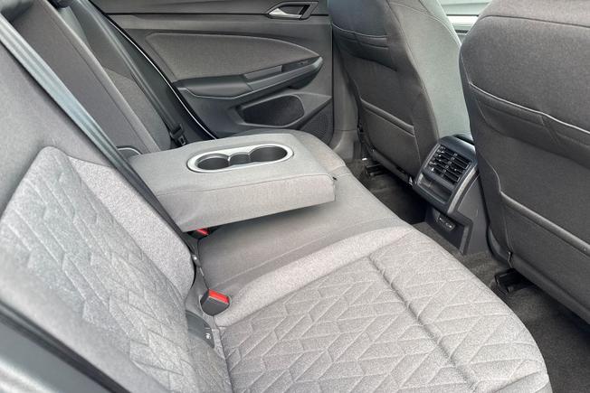 Volkswagen Golf Photo 30