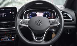 Volkswagen T-ROC Photo 13