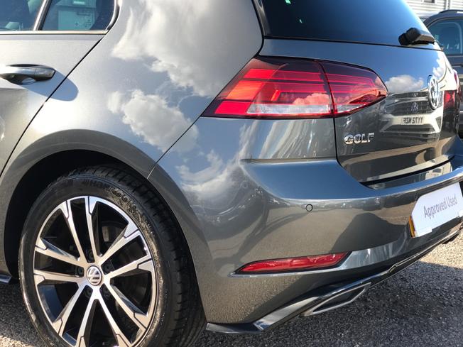 Volkswagen Golf Photo 13